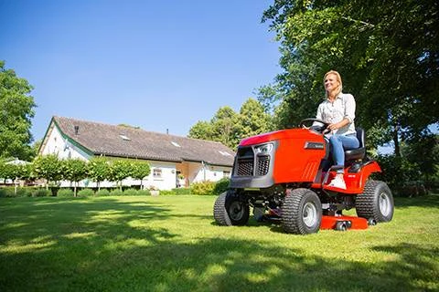 Snapper SPX110 42″ Side Discharge Garden Tractor - Image 5